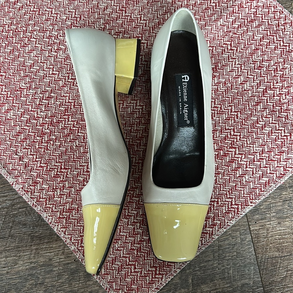 Etienne Aigner Women's Cream and Yellow Pumps - Picture 2 of 15